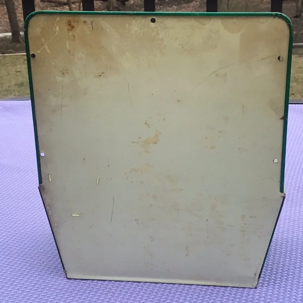 VTG KOOL CIGARETTE DISPLAY CASE